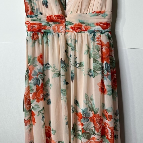 Lulu’s Garden Meandering Floral Maxi Dress - Picture 5 of 8